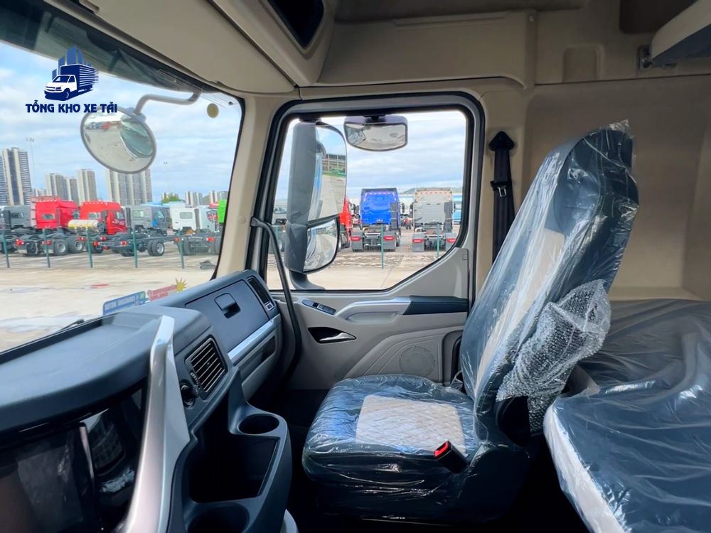 Đầu Kéo Chenglong H7 pro 390Hp Cầu Láp